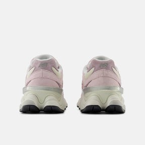 U9060 Sneaker